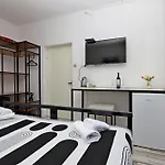 With A Parking Space - 21509 Affittacamere